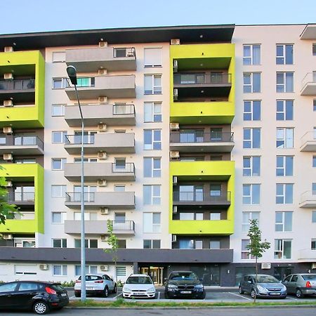 Apartament Prima Nufarul Ralu 拉迪亚 外观 照片