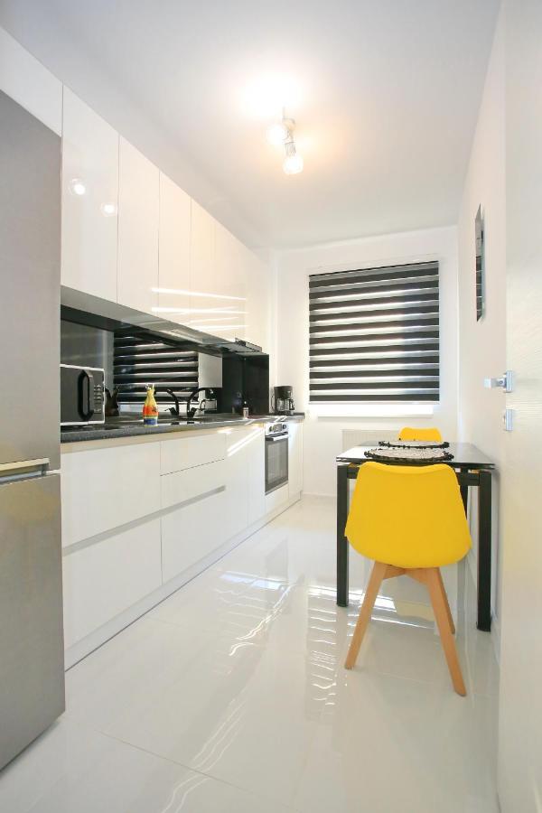 Apartament Prima Nufarul Ralu 拉迪亚 外观 照片