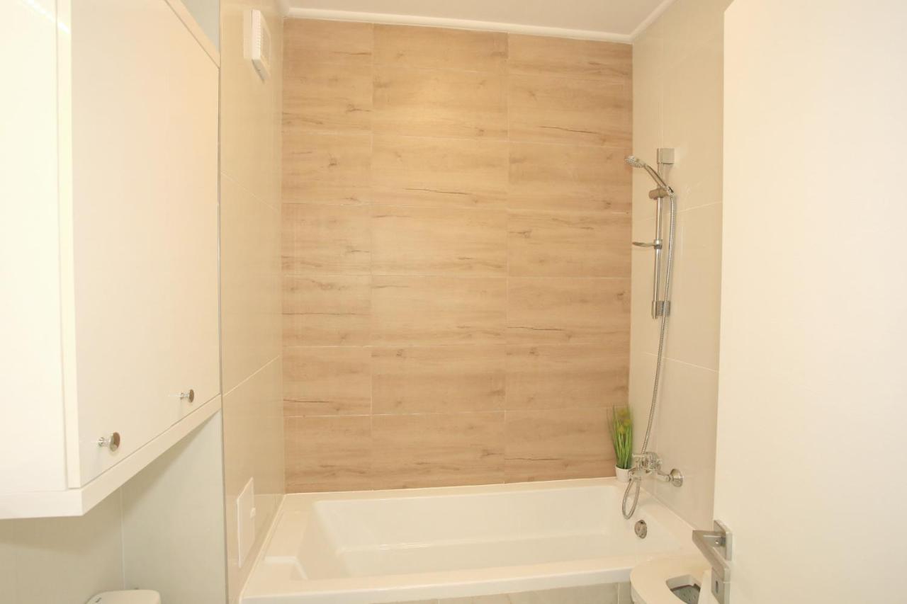 Apartament Prima Nufarul Ralu 拉迪亚 外观 照片