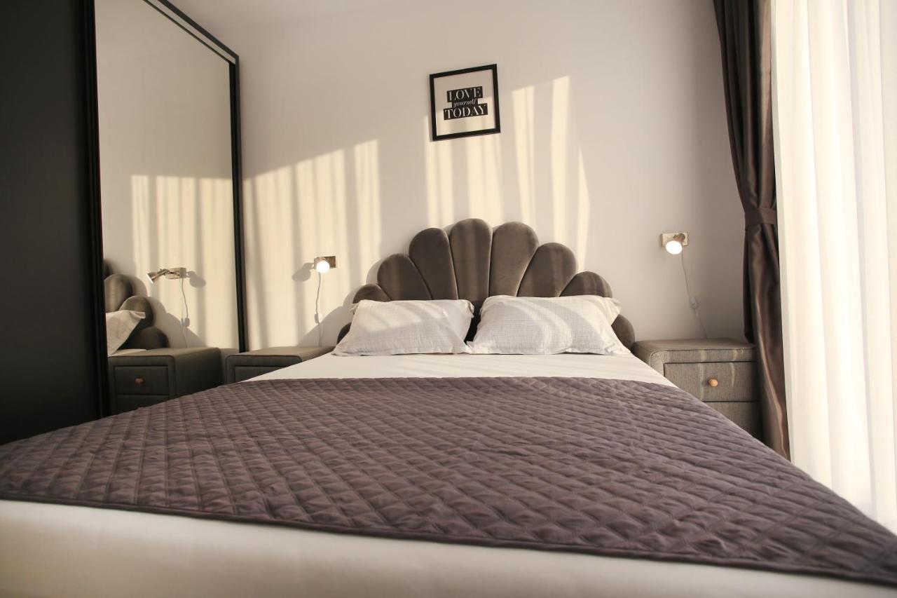 Apartament Prima Nufarul Ralu 拉迪亚 外观 照片